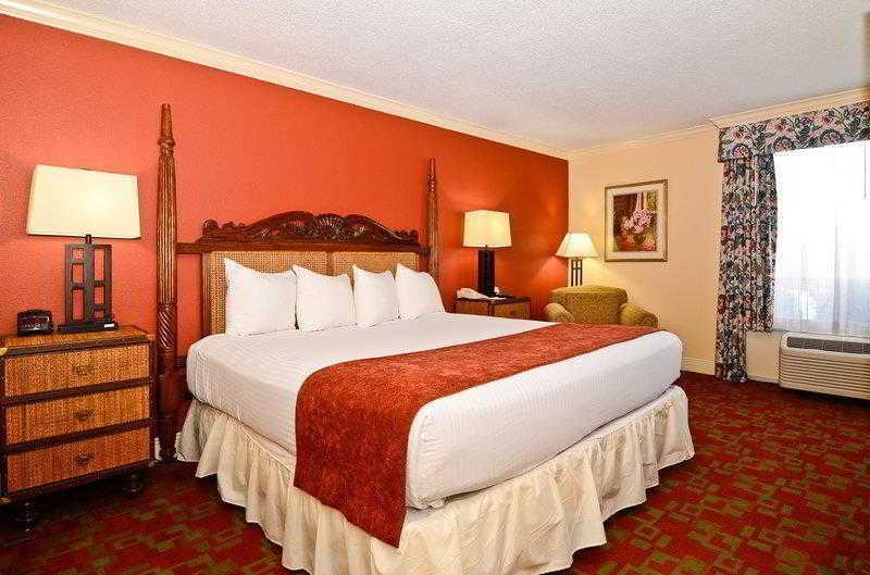 Express & - - Downtown By Ihg 3*