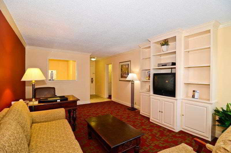 Hotel Express & - - Downtown By Ihg
